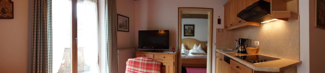 Ferienhaus Waldwinkl Hotel Grainau Ruang foto