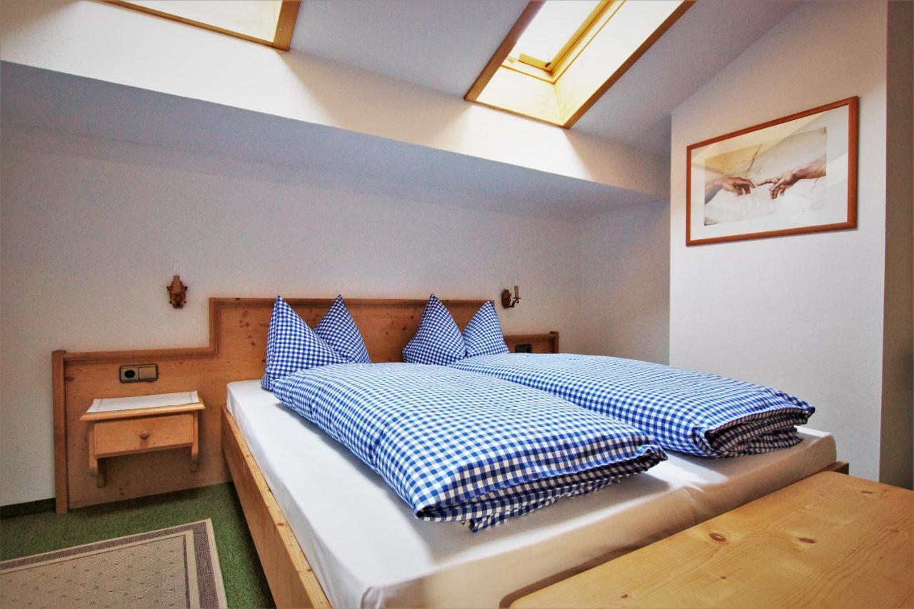 Ferienhaus Waldwinkl Hotel Grainau Ruang foto