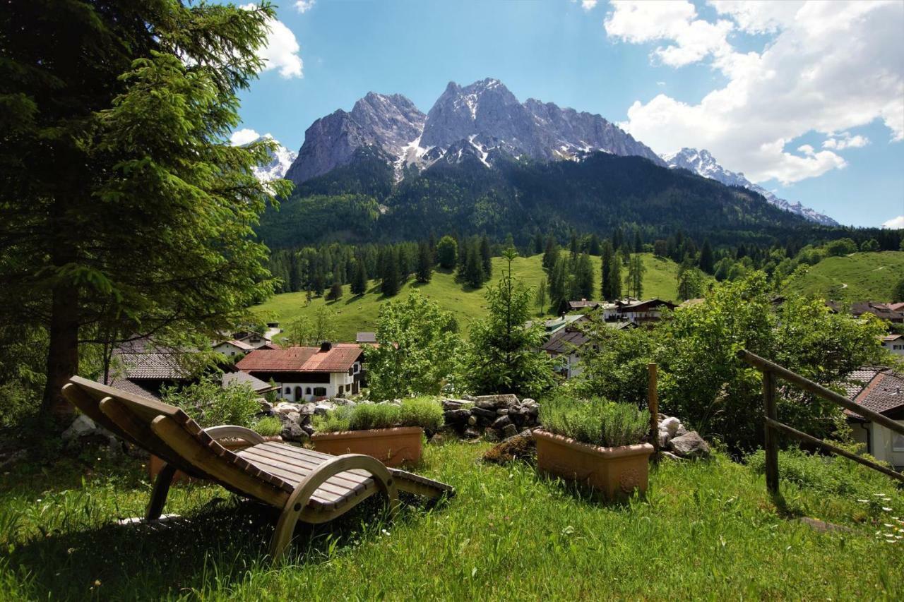 Ferienhaus Waldwinkl Hotel Grainau Bagian luar foto